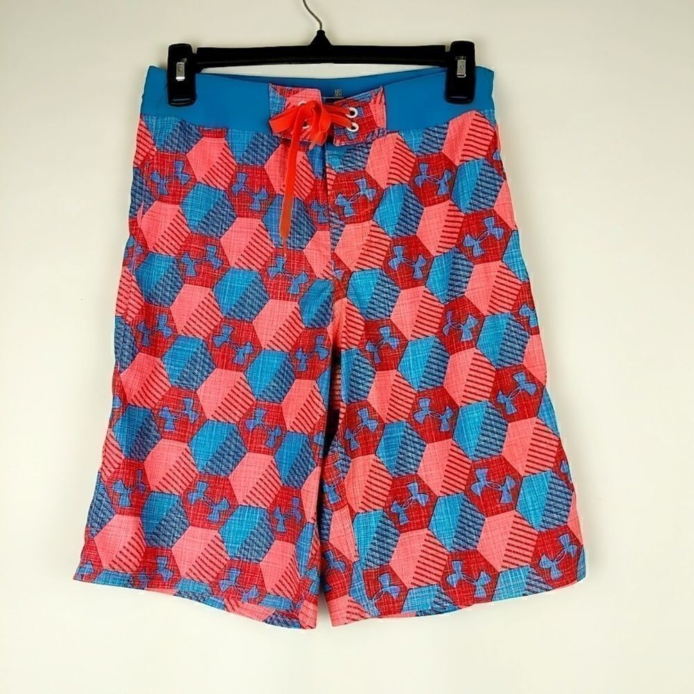 Under Armour Pink Blue Mens Size 28 Boardshorts Lo